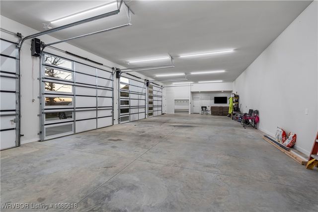 803 Rockside Drive, Greenwood, AR 72936