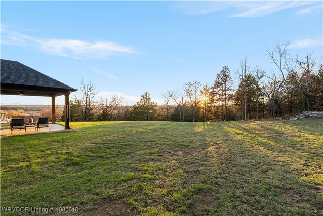 803 Rockside Drive, Greenwood, AR 72936