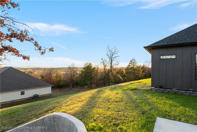803 Rockside Drive, Greenwood, AR 72936