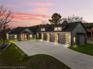 803 Rockside Drive, Greenwood, AR 72936