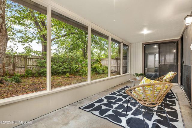 8324 MEADOW BEND Court, Jacksonville, FL 32244