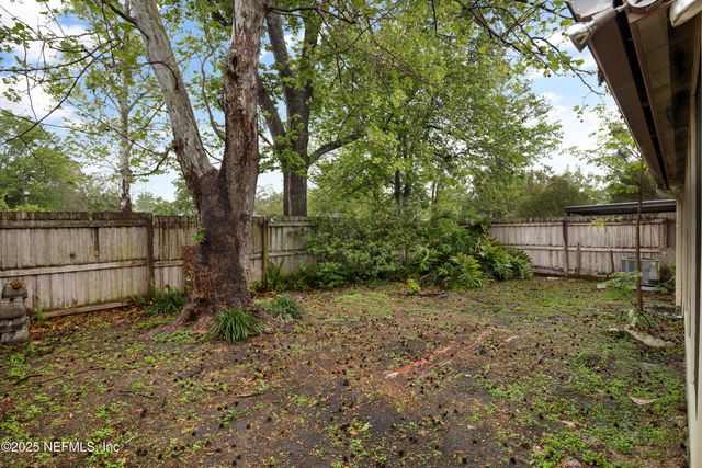 8324 MEADOW BEND Court, Jacksonville, FL 32244