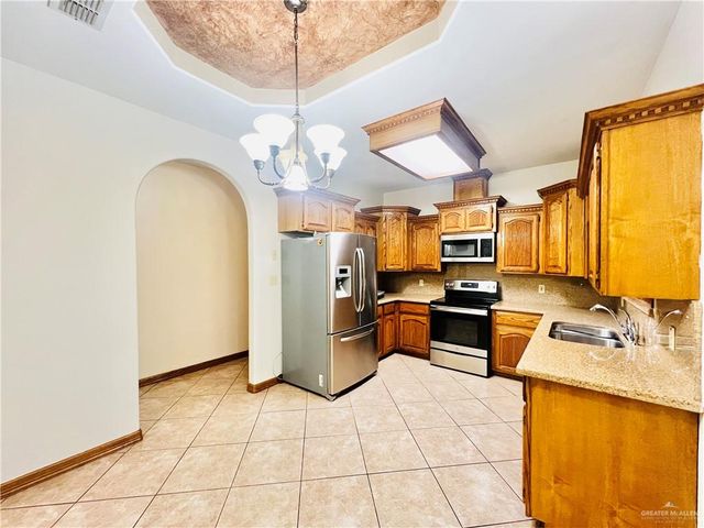 221 N Moorefield Road, Mission, TX 78572