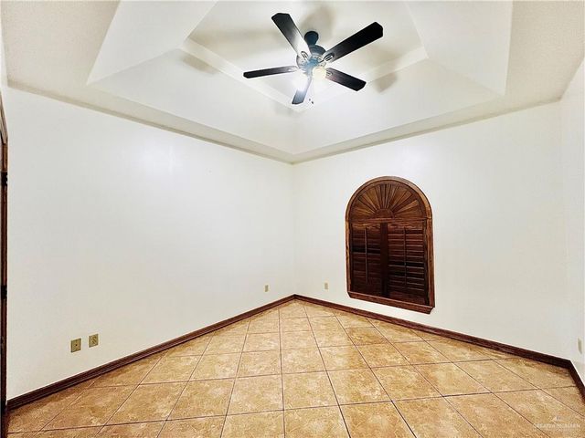 221 N Moorefield Road, Mission, TX 78572