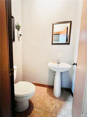 221 N Moorefield Road, Mission, TX 78572