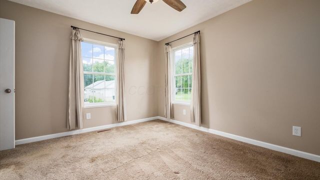 514 Zanesville Avenue, Thornville, OH 43076