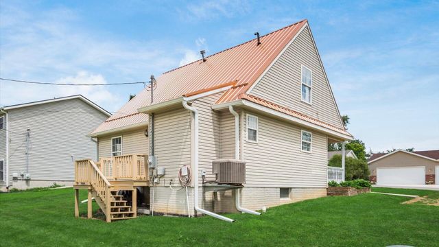 514 Zanesville Avenue, Thornville, OH 43076