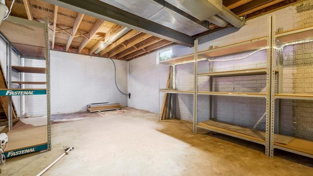 514 Zanesville Avenue, Thornville, OH 43076