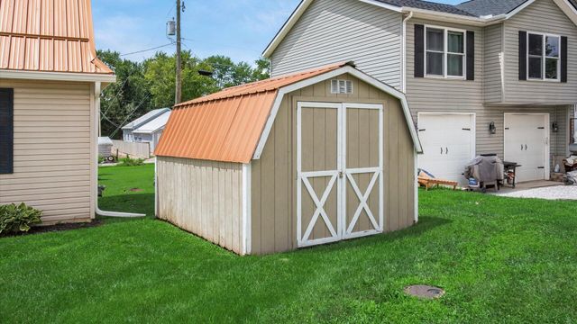 514 Zanesville Avenue, Thornville, OH 43076