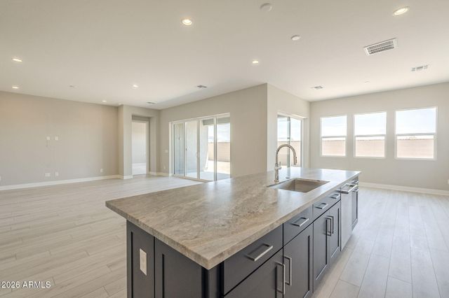 10841 N BLAKELY Street, Surprise, AZ 85388