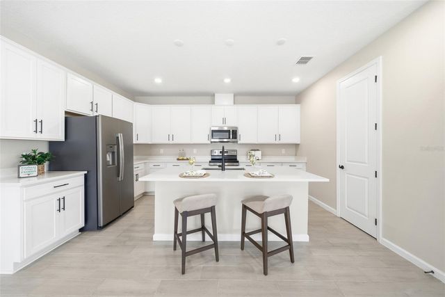 253 HILLTOP BLOOM LOOP, Haines City, FL 33844