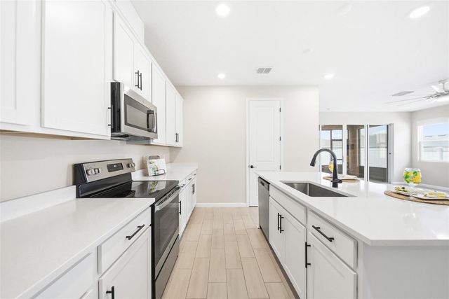 253 HILLTOP BLOOM LOOP, Haines City, FL 33844