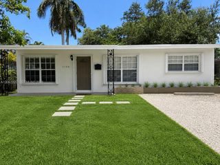 1120 SW 15th Ter, Fort Lauderdale, FL 33312