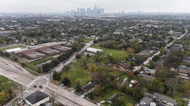 2917 Altoona Street, Houston, TX 77026