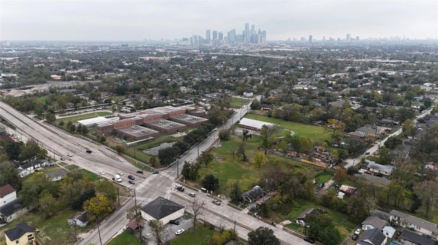 2917 Altoona Street, Houston, TX 77026