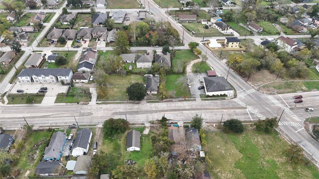 2917 Altoona Street, Houston, TX 77026