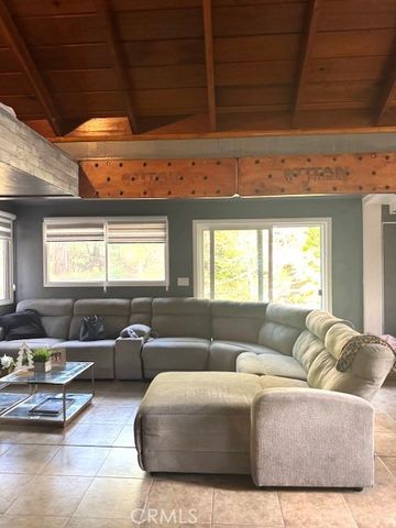 23716 Shady, Crestline, CA 92325