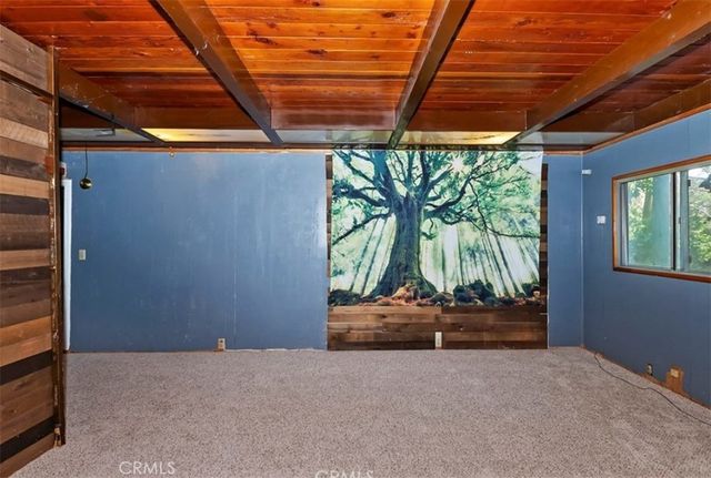 23716 Shady, Crestline, CA 92325