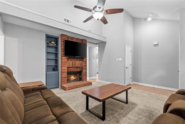 10705 Tall Oak Drive, Fort Worth, TX 76108