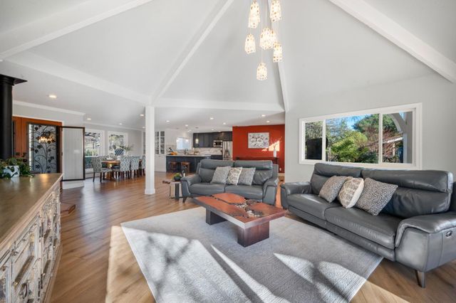 12170 Calle Uvas, Gilroy, CA 95020