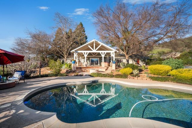 12170 Calle Uvas, Gilroy, CA 95020