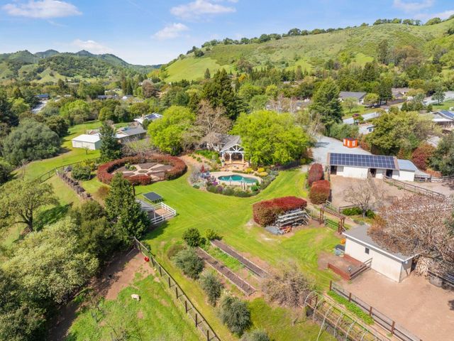 12170 Calle Uvas, Gilroy, CA 95020