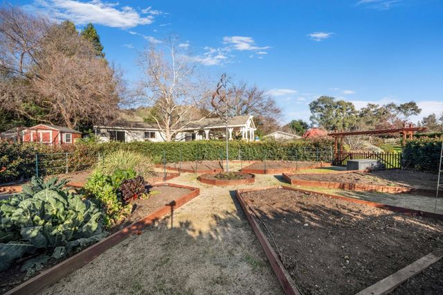 12170 Calle Uvas, Gilroy, CA 95020