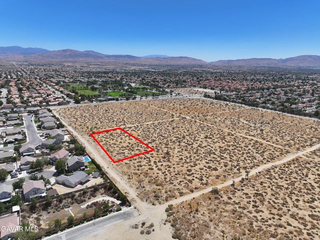 . Vic Avenue R 57th Ste Avenue, Palmdale, CA 93550