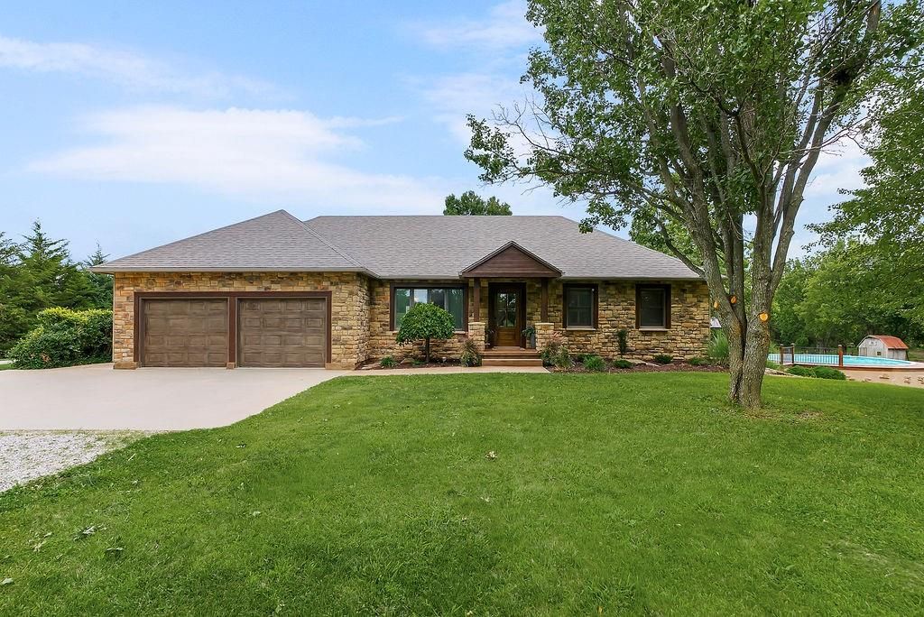 33309 Taylor Road, Drexel, MO 64742