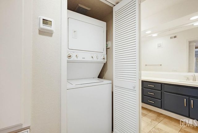2505 San Gabriel Way 203, Riverside, CA 92882