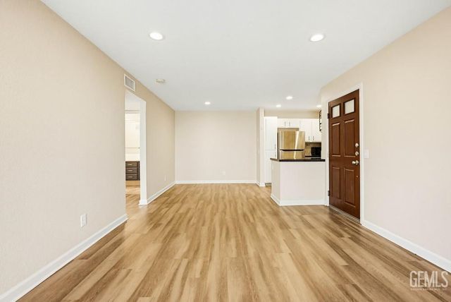2505 San Gabriel Way 203, Riverside, CA 92882
