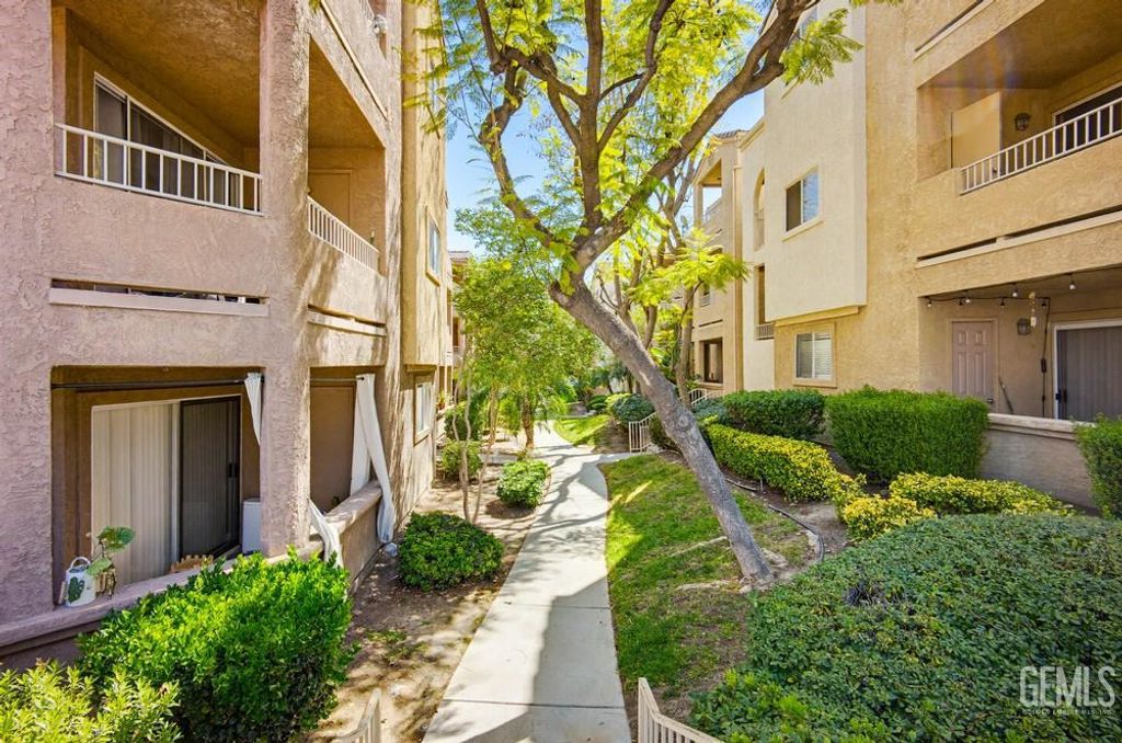 2505 San Gabriel Way 203, Riverside, CA 92882
