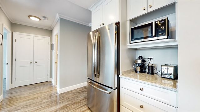 65 E India Row 24H, Boston, MA 02110