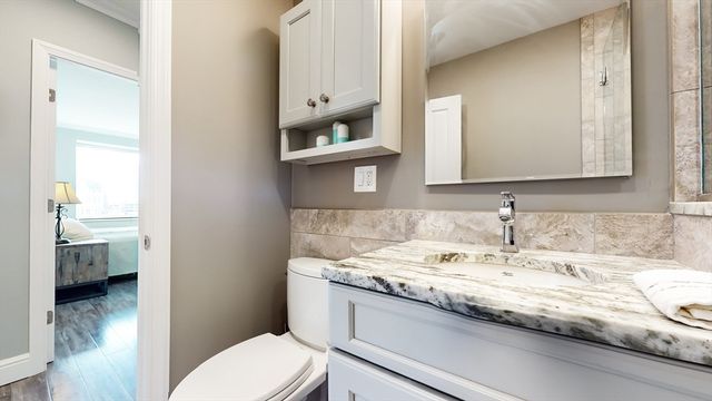 65 E India Row 24H, Boston, MA 02110