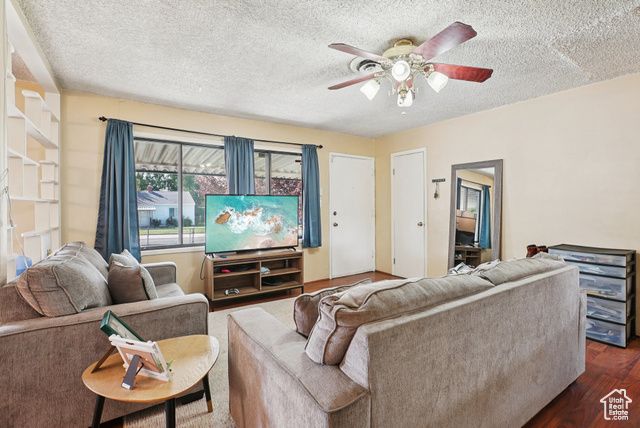 124 N 1ST ST, Tooele, UT 84074