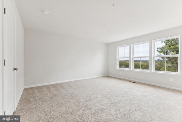 9648 KILLENNEY PL, Waldorf, MD 20601