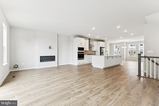 9648 KILLENNEY PL, Waldorf, MD 20601