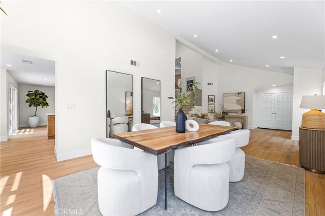 8 Del Rey 17, Irvine, CA 92612