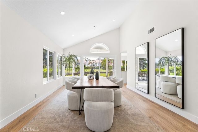 8 Del Rey 17, Irvine, CA 92612