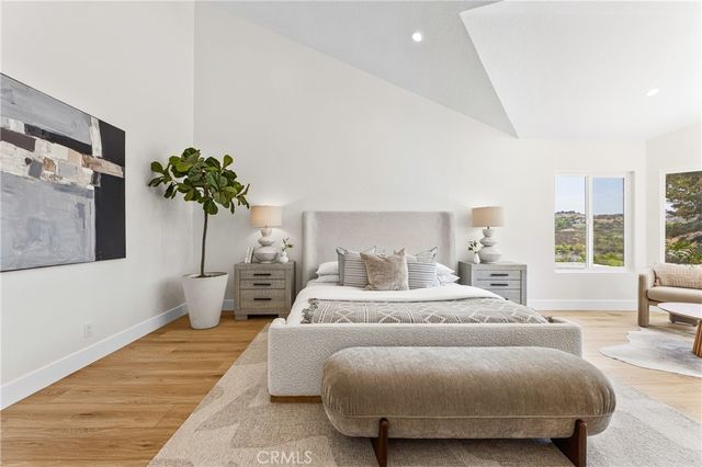 8 Del Rey 17, Irvine, CA 92612