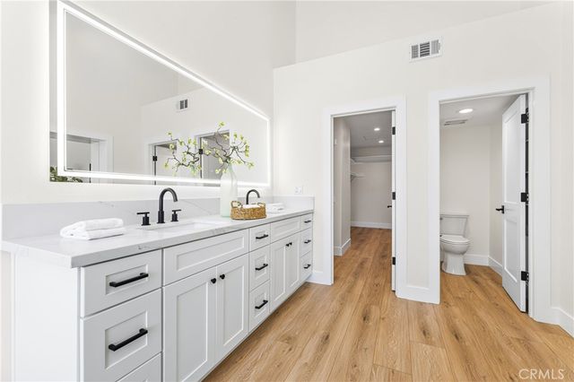 8 Del Rey 17, Irvine, CA 92612