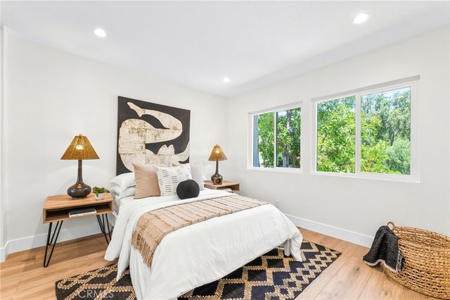 8 Del Rey 17, Irvine, CA 92612