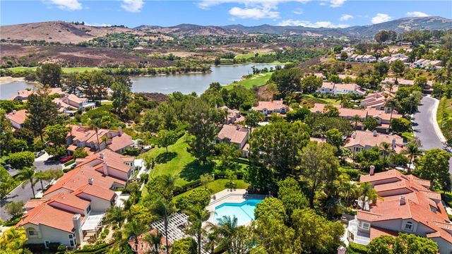 8 Del Rey 17, Irvine, CA 92612