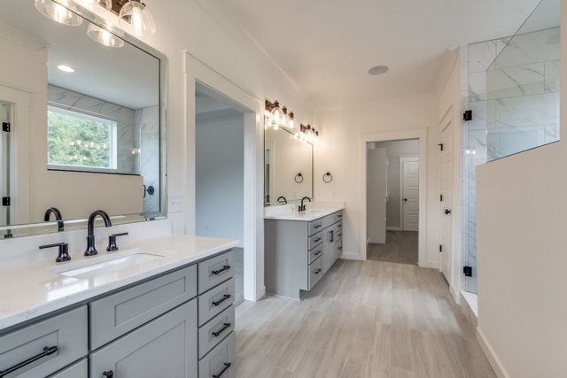 2 Hunter Bills Rd, Lewisburg, TN 37091