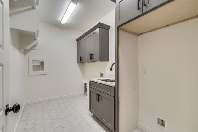 2 Hunter Bills Rd, Lewisburg, TN 37091