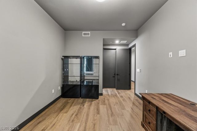 5 Promenade Isle Lane, Henderson, NV 89011
