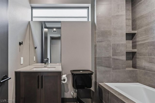 5 Promenade Isle Lane, Henderson, NV 89011