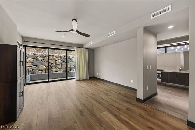 5 Promenade Isle Lane, Henderson, NV 89011