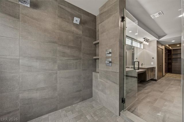 5 Promenade Isle Lane, Henderson, NV 89011