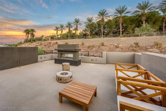 5 Promenade Isle Lane, Henderson, NV 89011